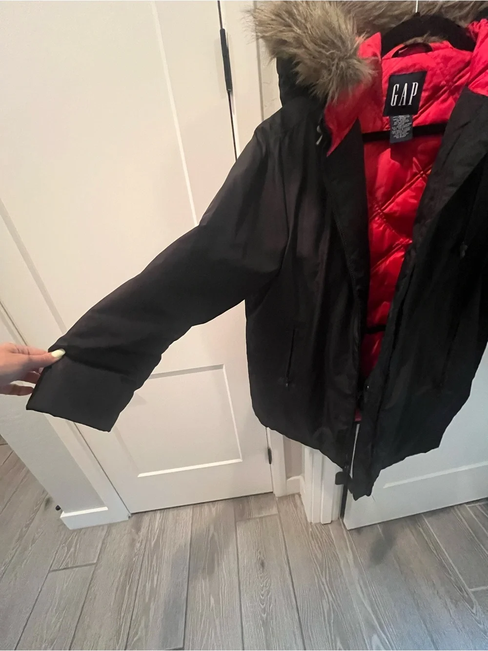 GAP women’s  Black Jacket with Red Lining and Faux Fur Hood